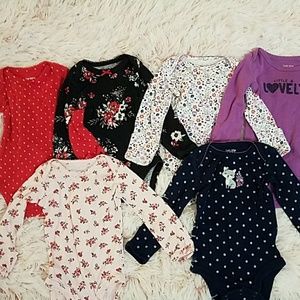 Lot of 6 NB Carter's Baby long-sleeved Onesies